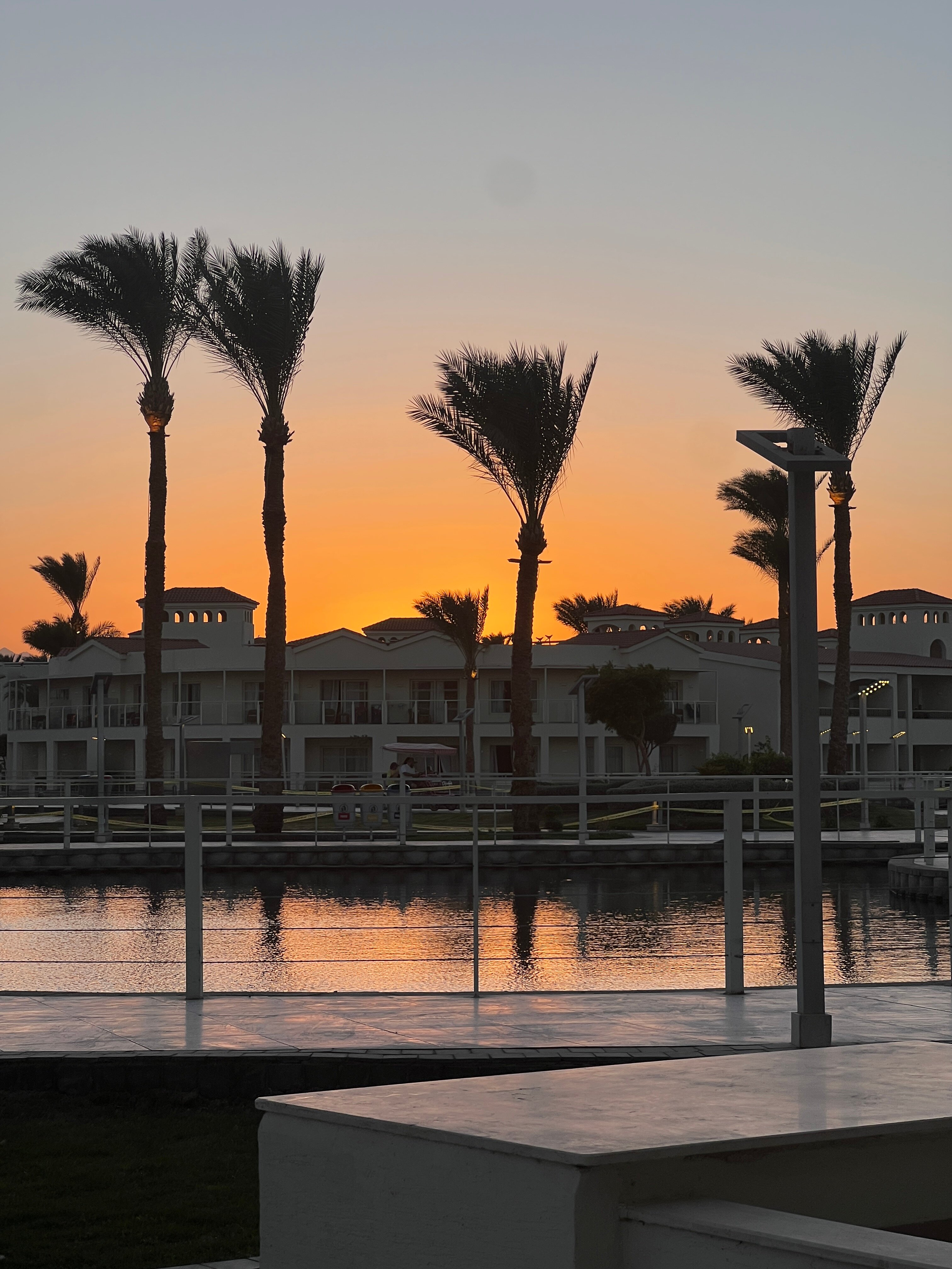 Dana Beach Resort-官方