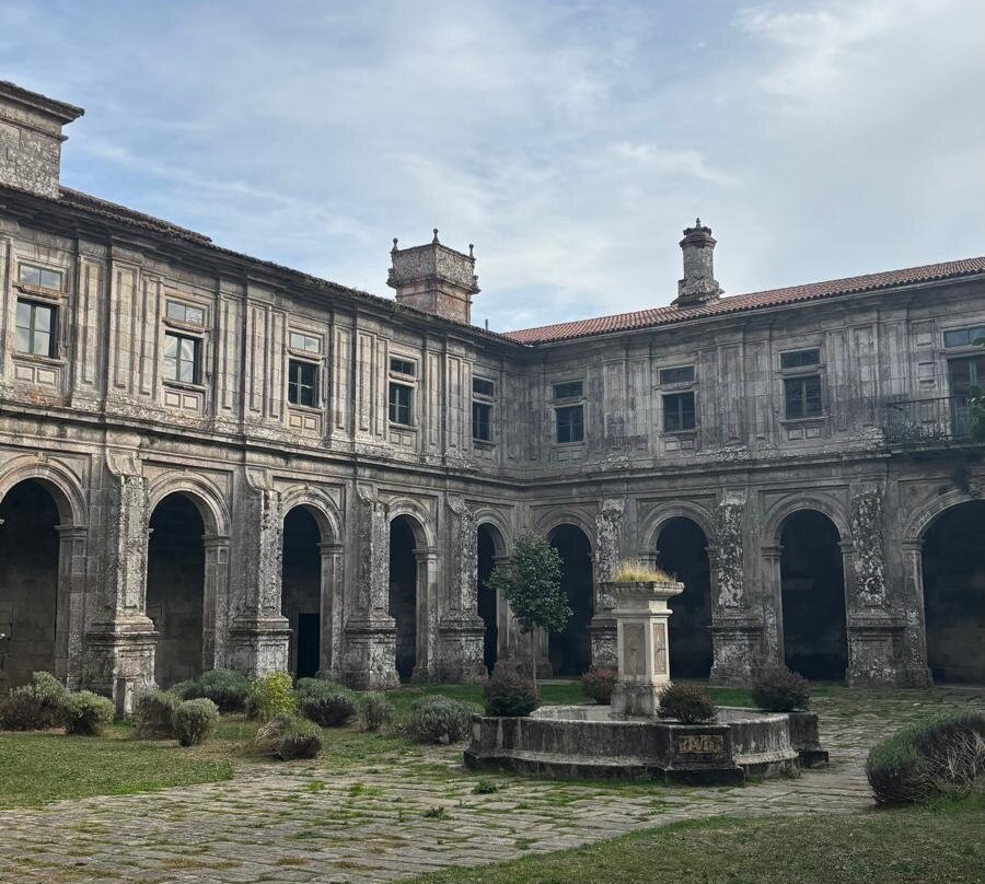 Monasterio de Oseira-San Cristovo de Cea必去景点