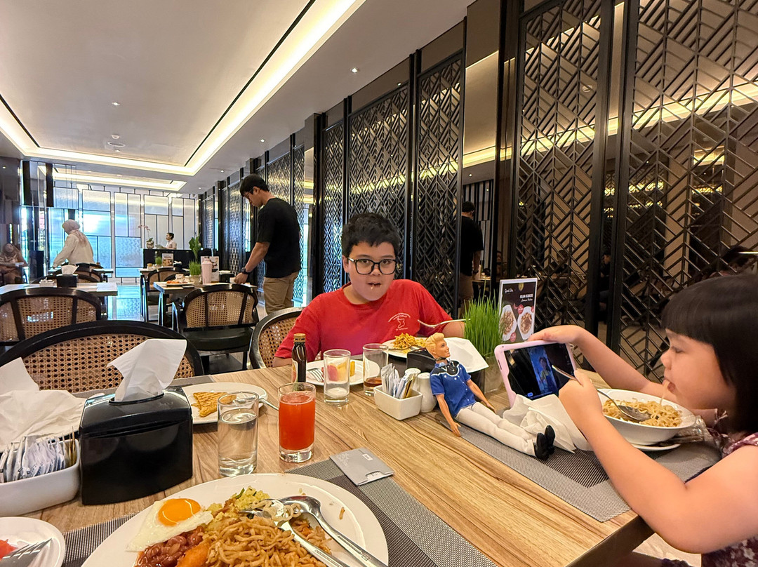 祖日杜里大酒店主图