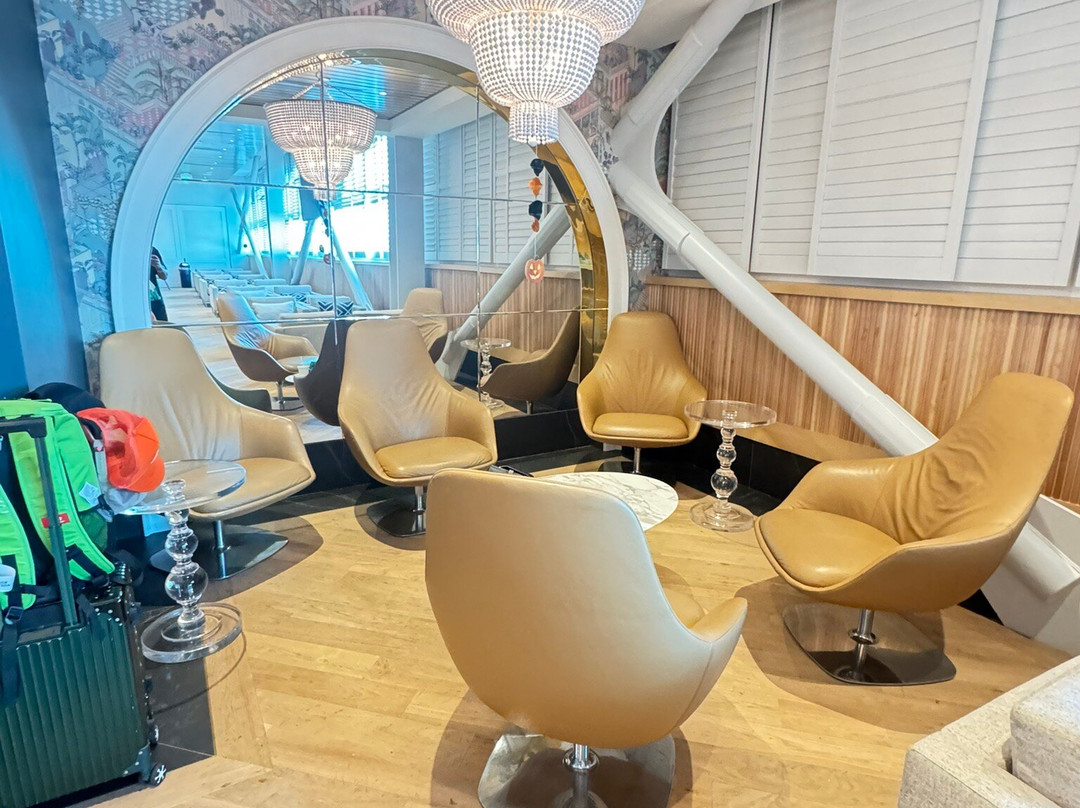 Primeclass Lounge Bermuda Airport