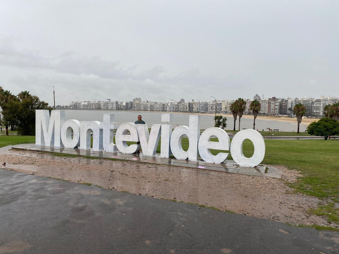 Montevideo Sign-蒙得维的亚必去景点