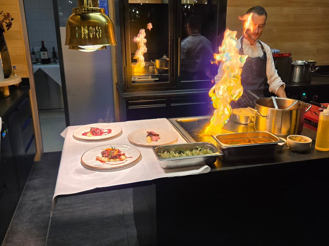 Torghele's Wald + Fluh主图