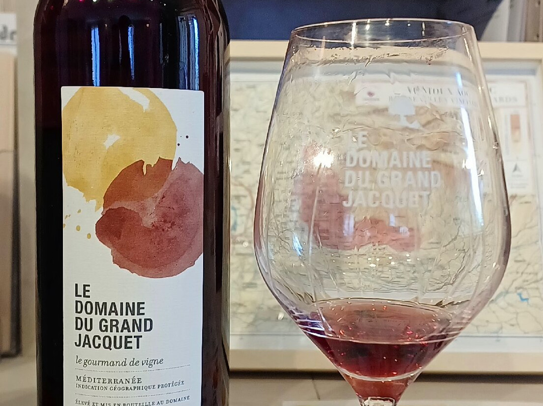 Domaine du Grand Jacquet-Mazan必去景点