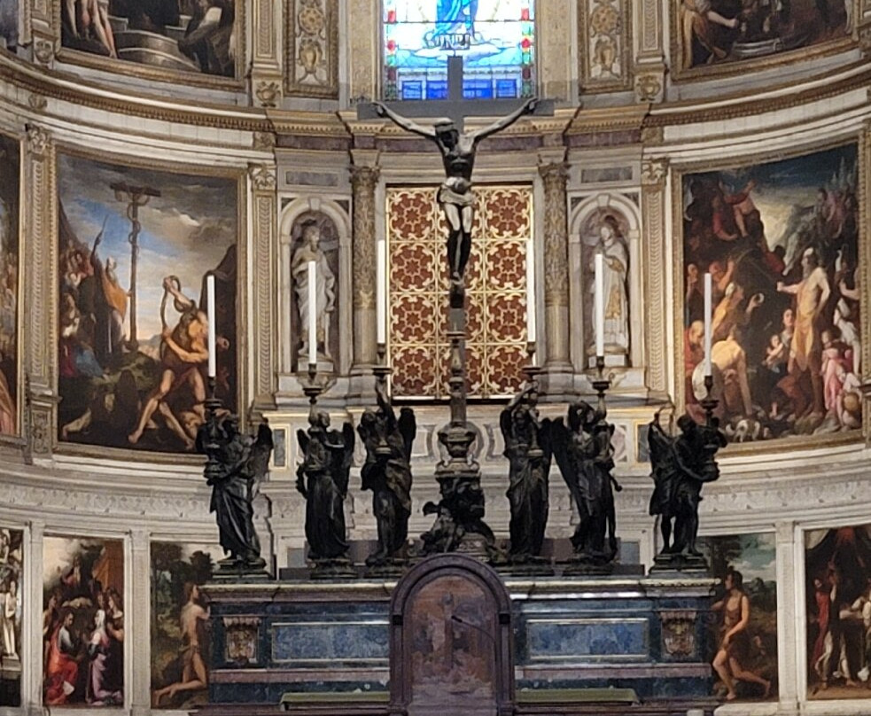 Enzo Dellaria Private Tours & Transfers-里窝那必去景点