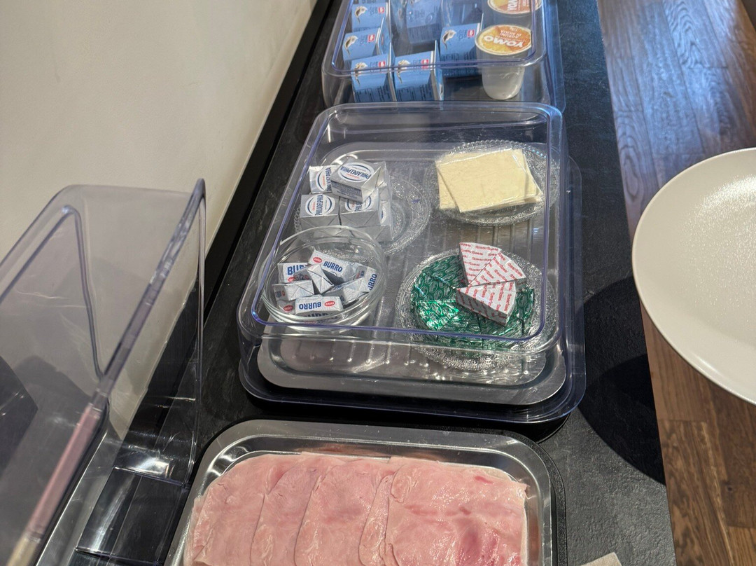 200露台客房酒店主图