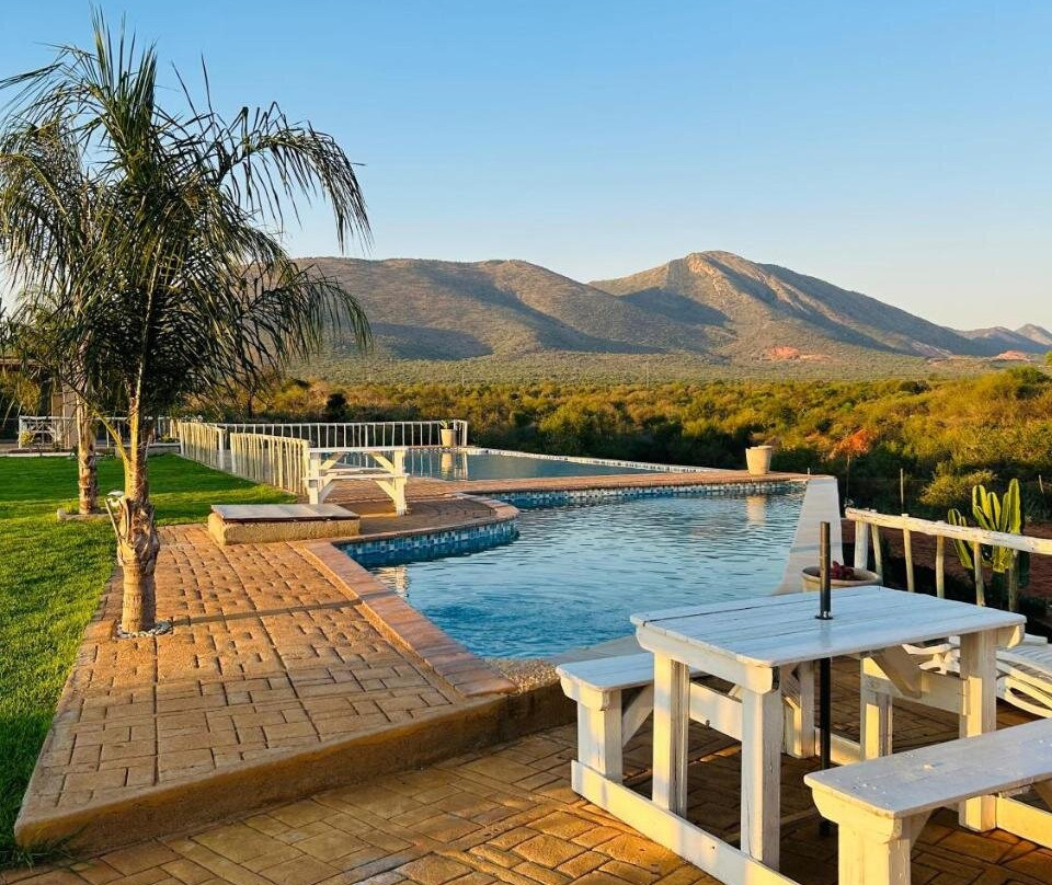 Riverview Pool Resort and Lodge