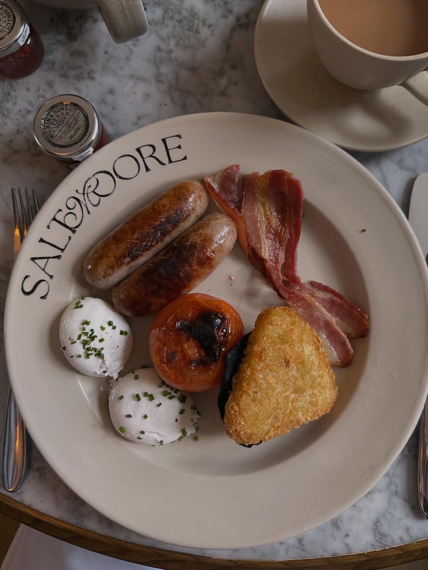 莱斯怀特大厅酒店-官方