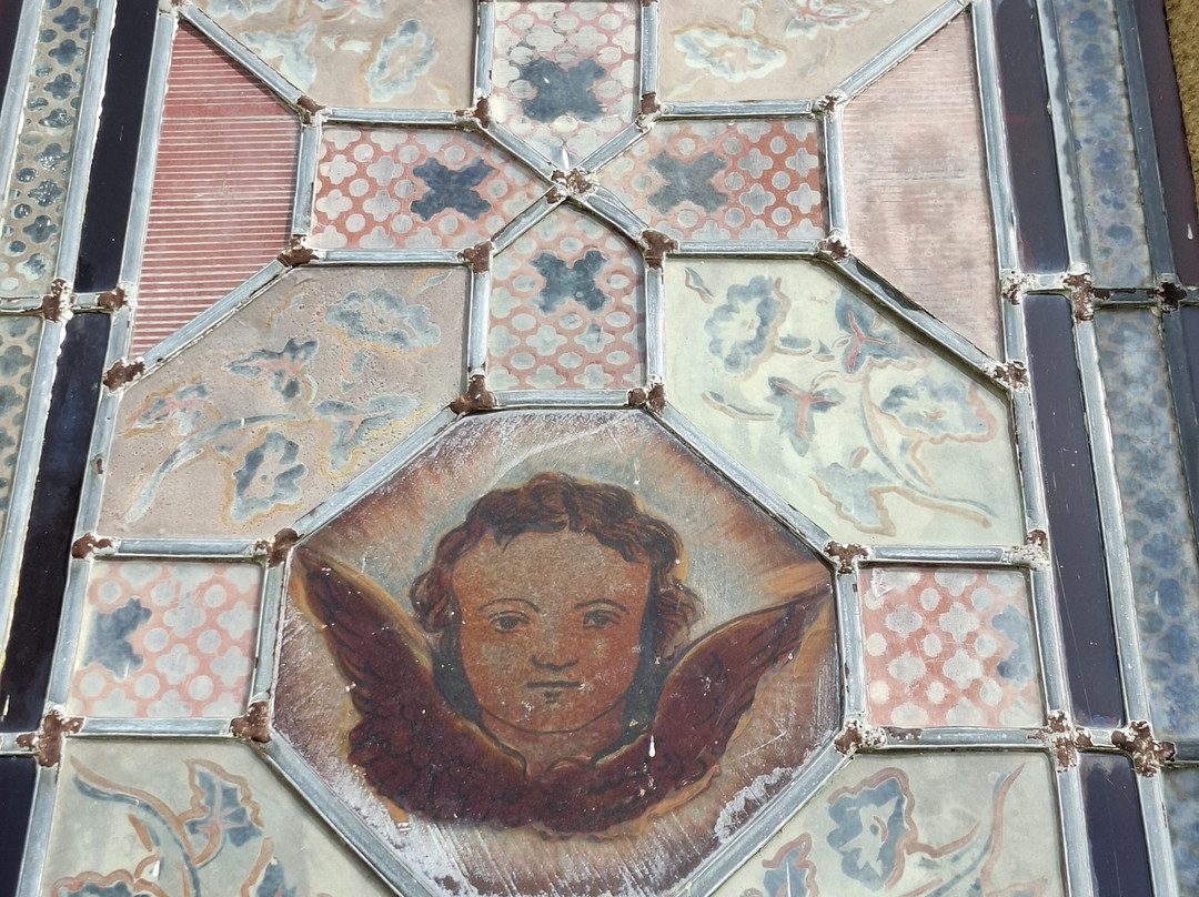 Eglise Saint-Jean-Baptiste-La Feuillee必去景点