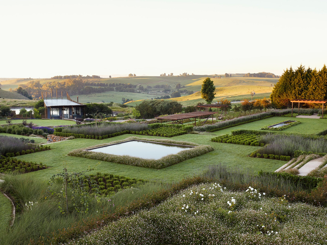 Brahman Hills Gardens, Spa, Hotel & Villas主图