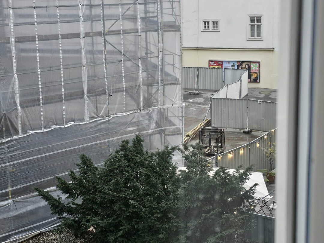 布拉格中央酒店主图