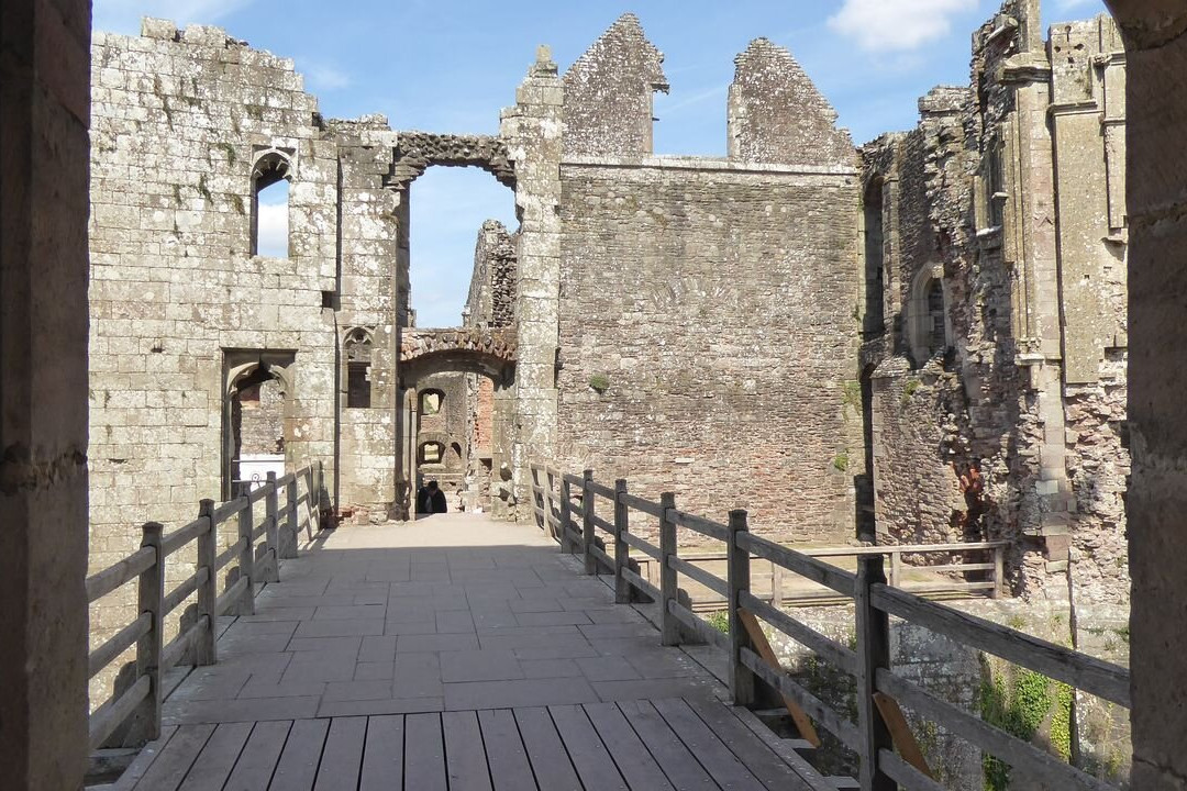 Raglan Castle-Raglan必去景点