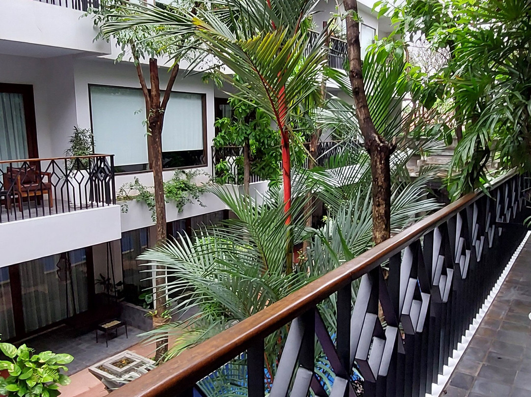 Golden Temple Retreat主图