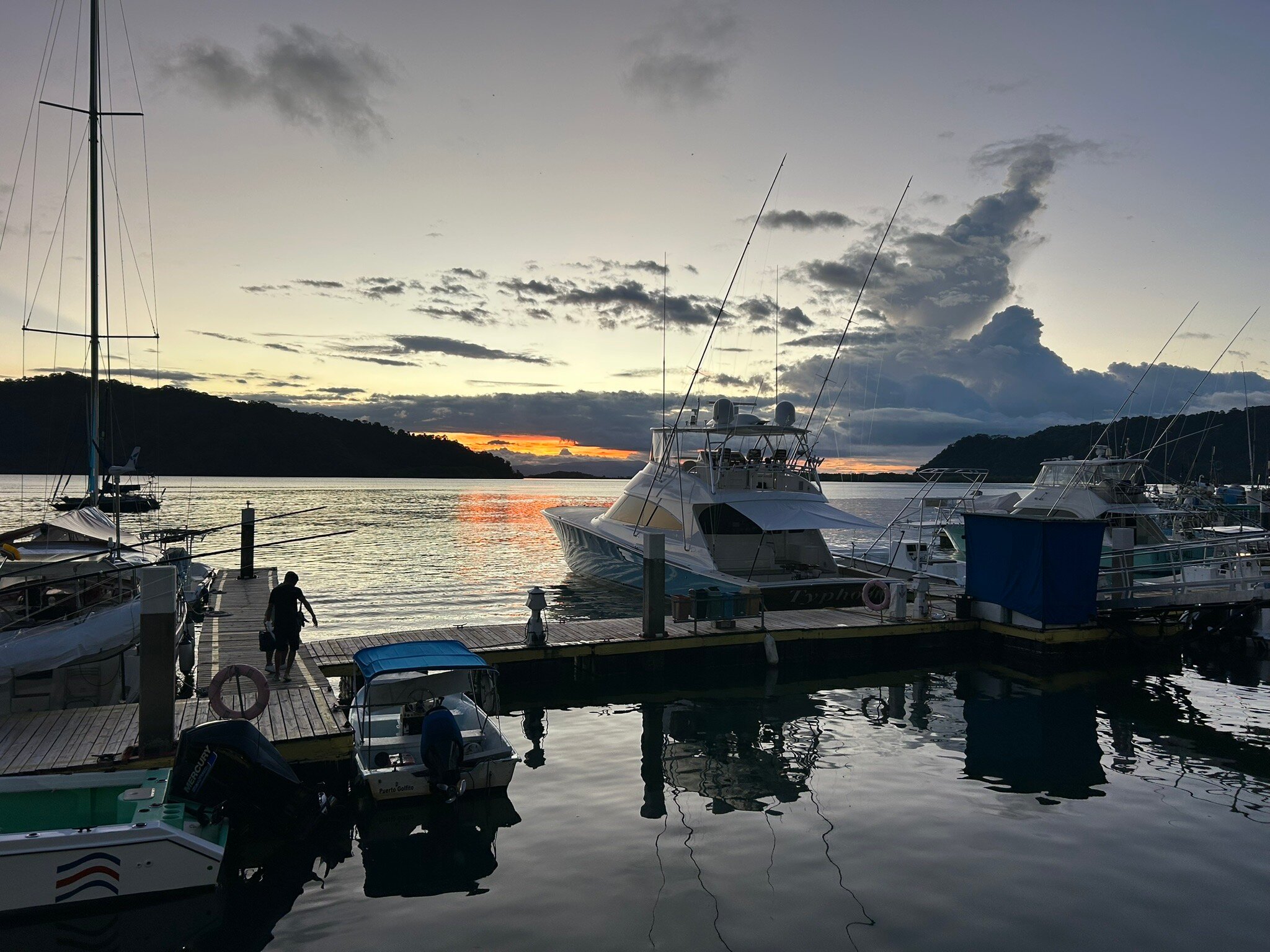 Banana Bay Marina-官方