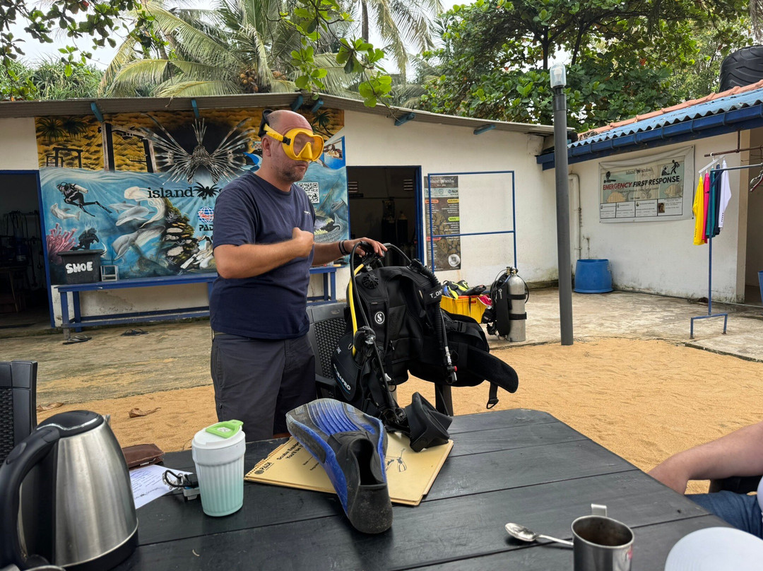 Island Scuba-科伦坡必去景点