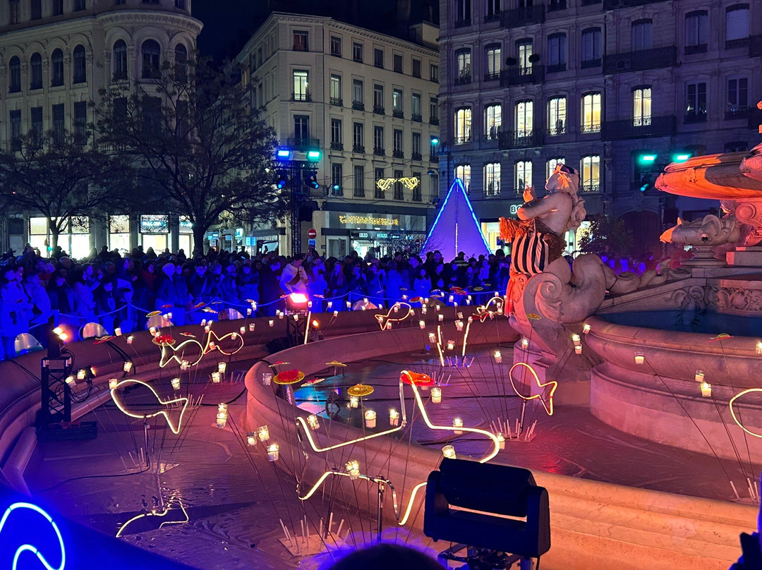 La Place des Jacobins-里昂必去景点