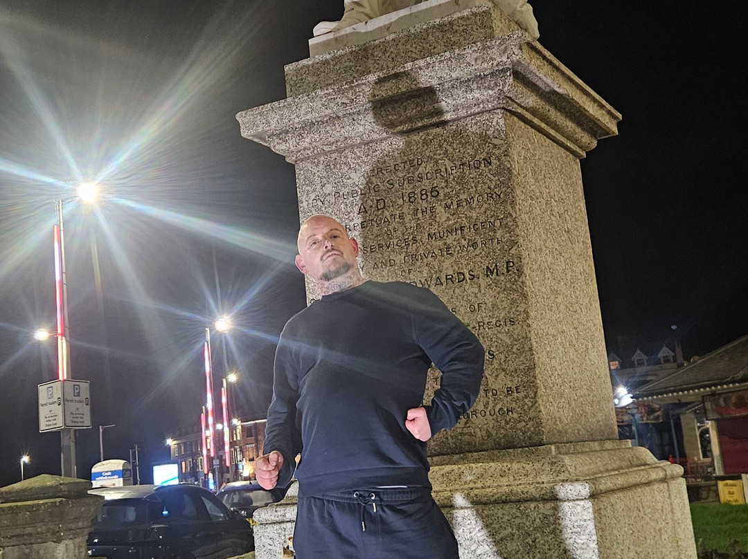 Alexandra Hotel主图