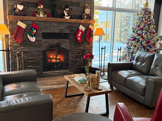 Auberge Aux Quatre Matins主图