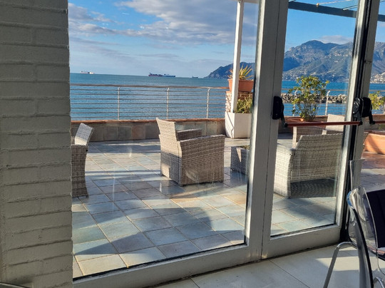 波罗那奥缇科中央会议酒店主图