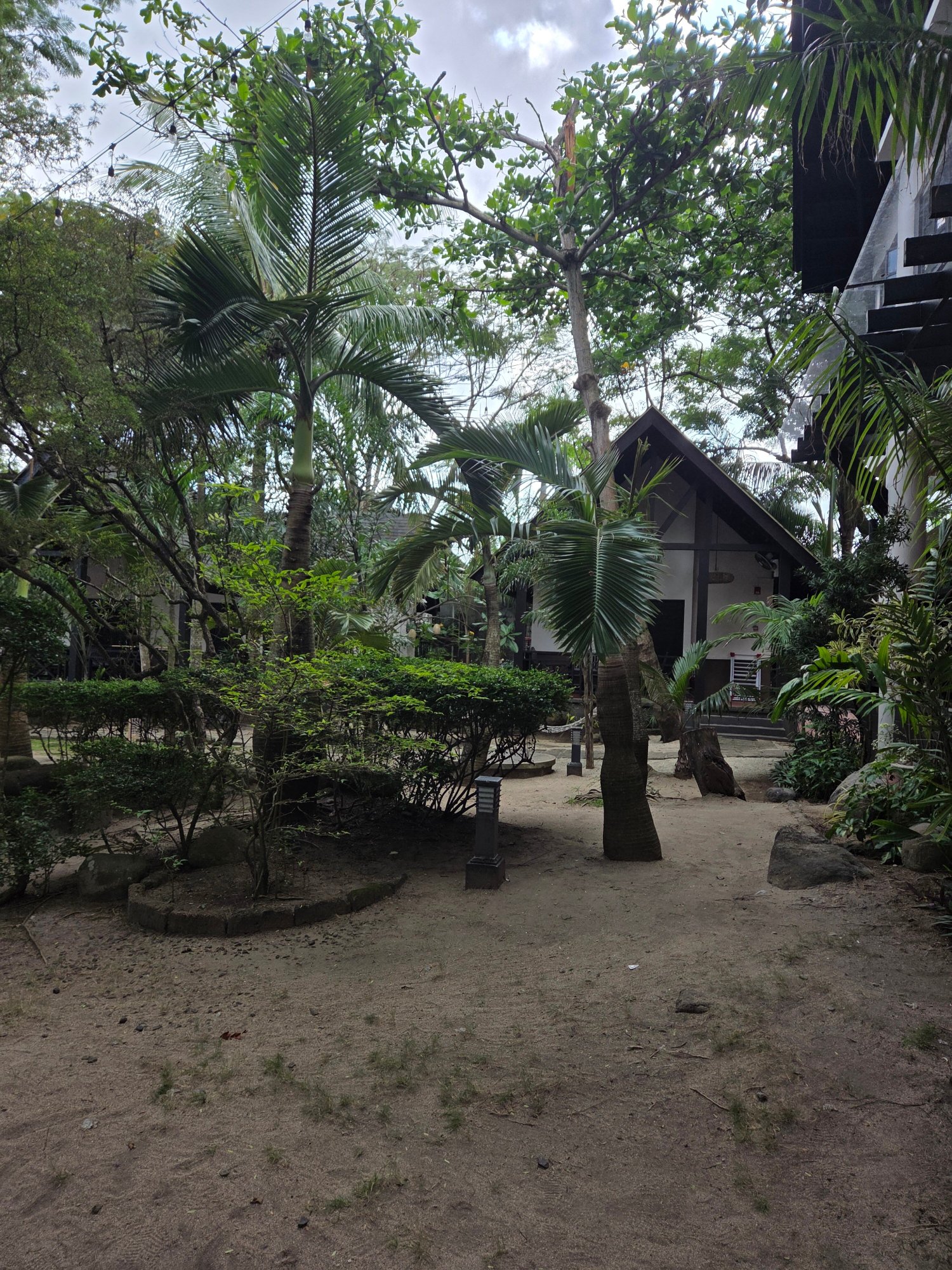 沙邦干海滩度假村-官方