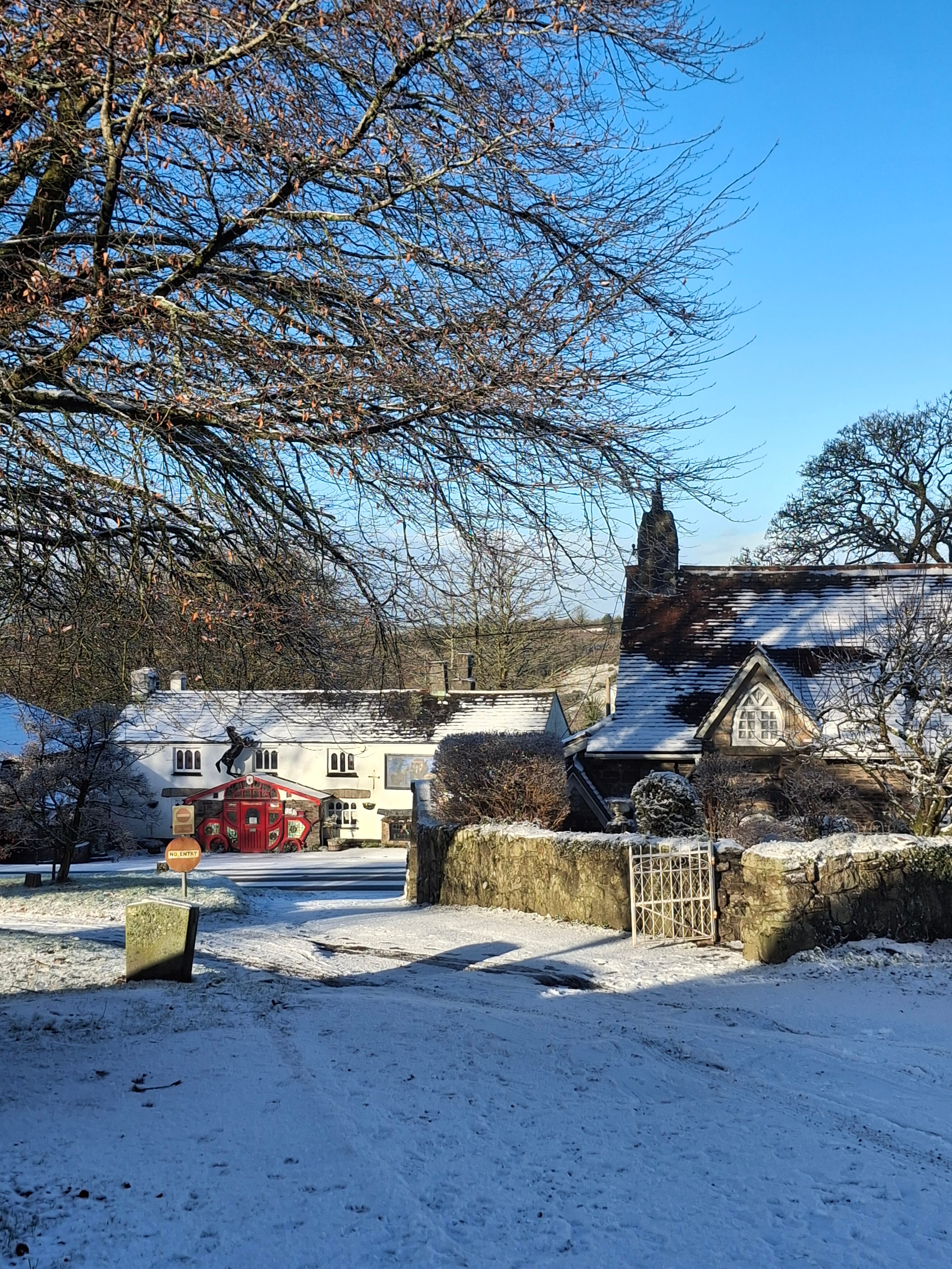 The Highwayman Inn-官方