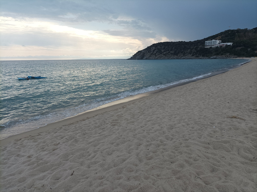 Spiaggia di Campus-维拉西谬斯必去景点