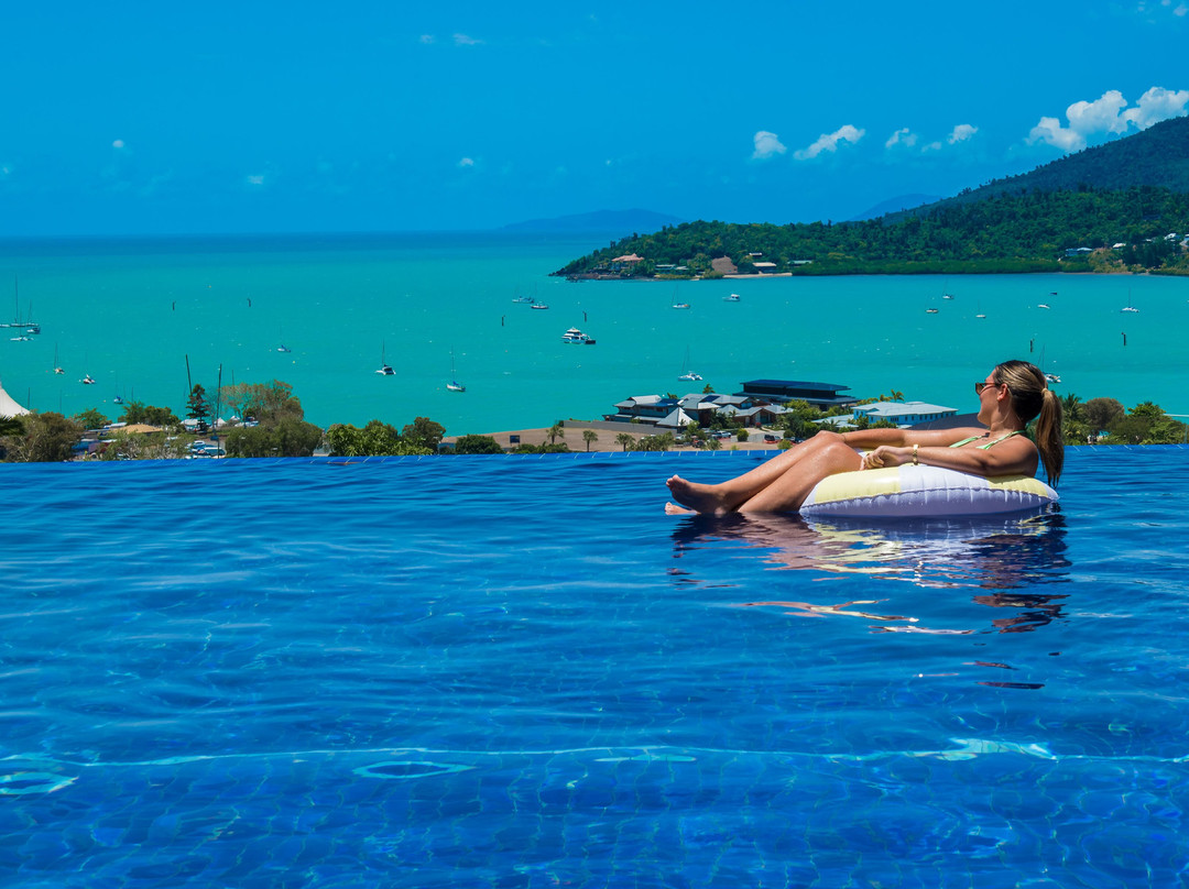 马提尼克圣灵度假村主图