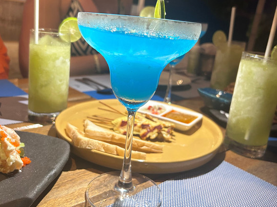 玛雅雷海滩度假酒店主图