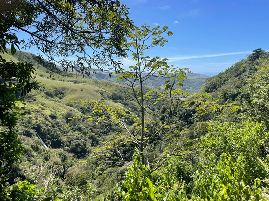 Viento Fresco Waterfall-Tilaran必去景点
