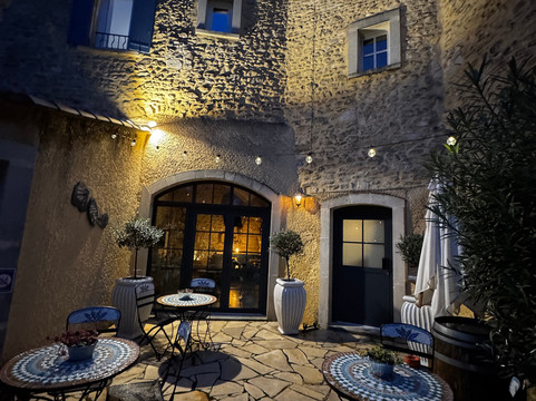 巴斯蒂德韦松酒店主图