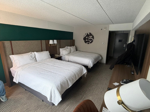 约翰斯敦市区假日酒店主图