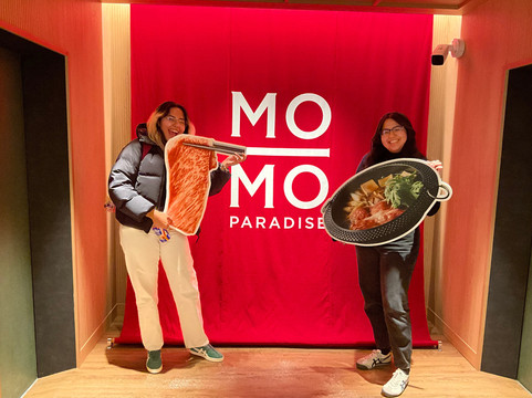 MO-MO-PARADISE 新宿三丁目店