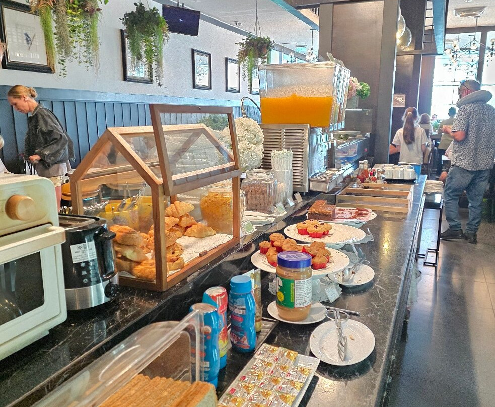 Coral Premium Departure Lounge-迈考必去景点