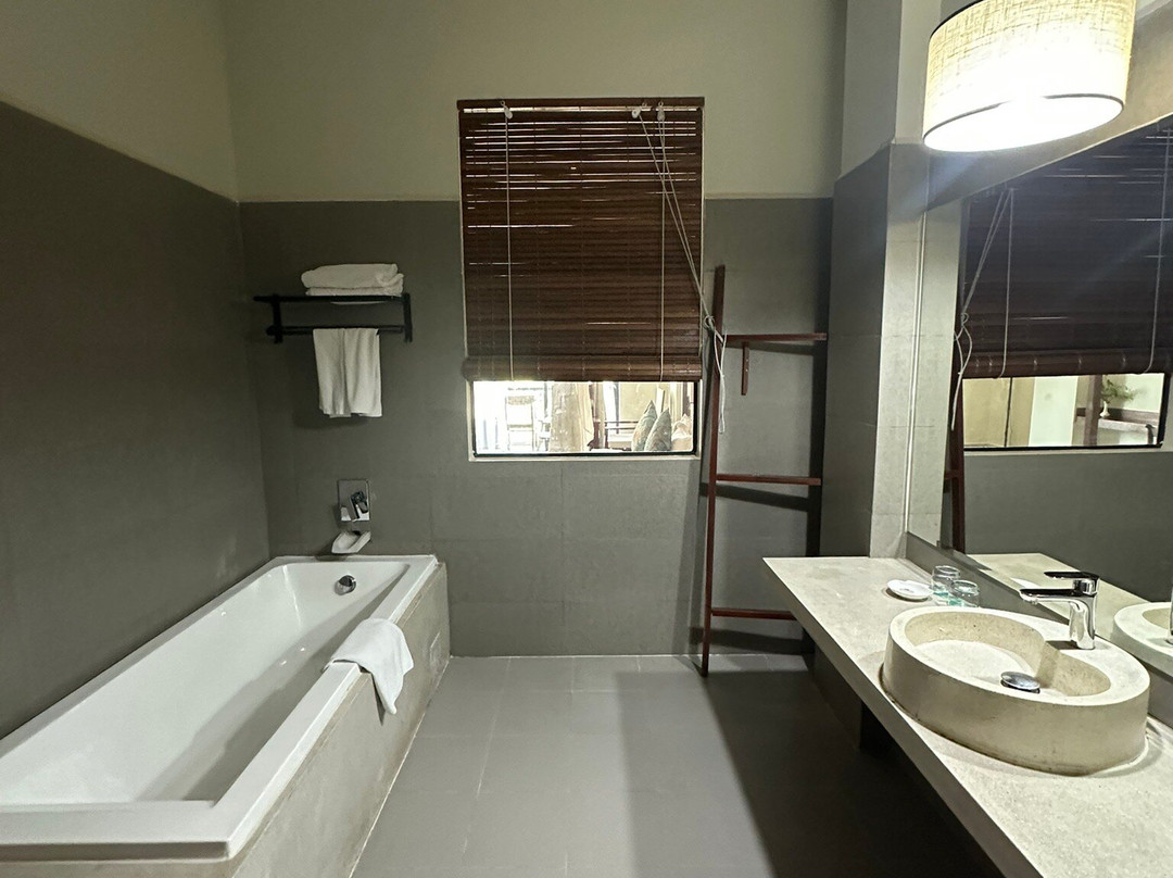 巴戎现代公寓酒店主图