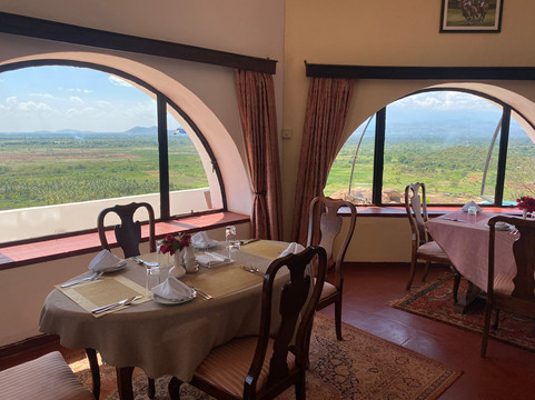 Grogan's Castle Hotel主图