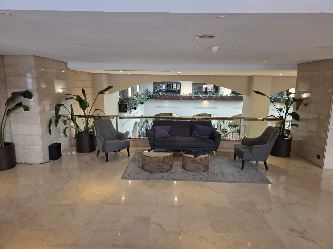 卡斯特利翁因图尔酒店主图