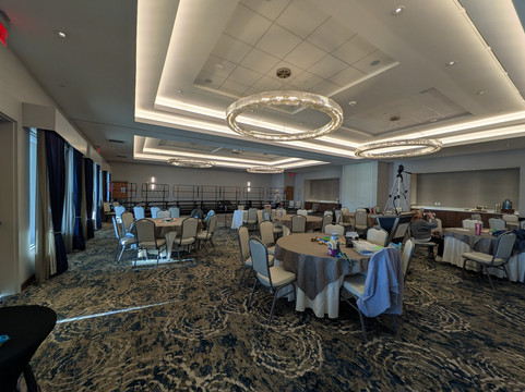 肯特海峡及码头凯悦嘉轩酒店主图