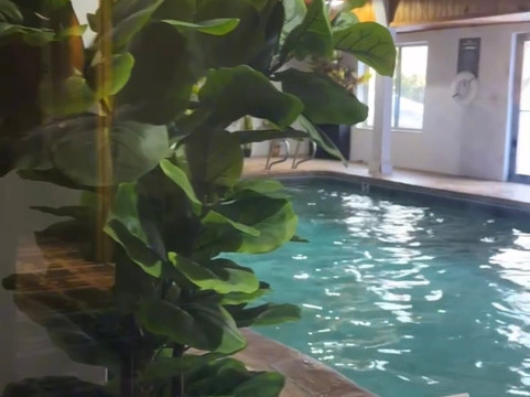 日内皮酒店旅馆主图