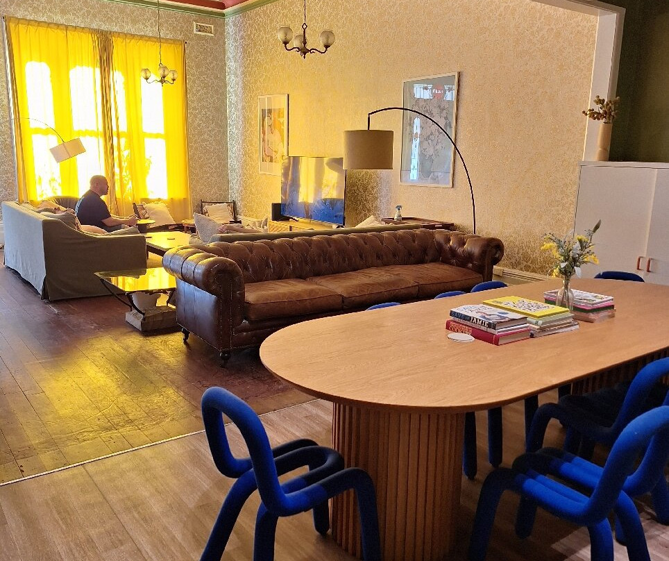 Fitzroy Private Rooms @ 132 Nicholson Homestay