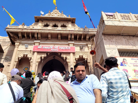 Barsana Shri Radha Rani Temple-马图拉必去景点