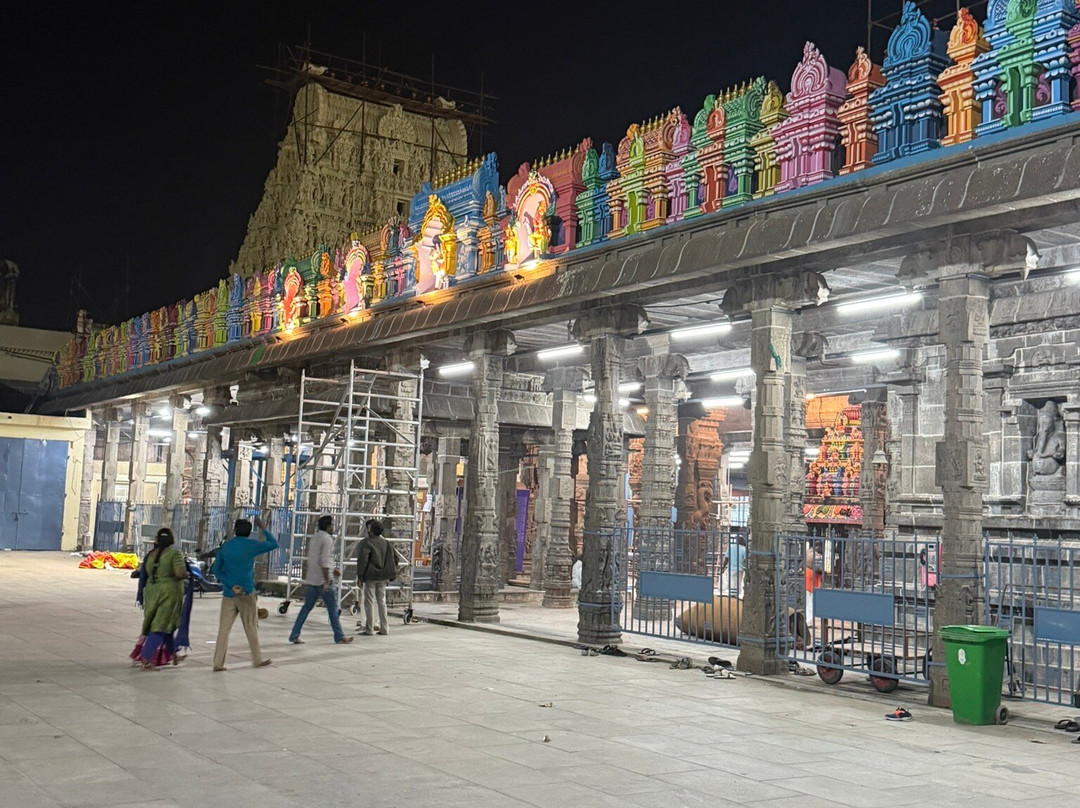 Ekambareswarar Temple-甘吉布勒姆必去景点
