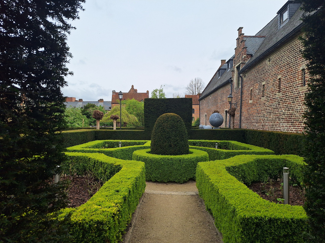 贝居安会酒店主图