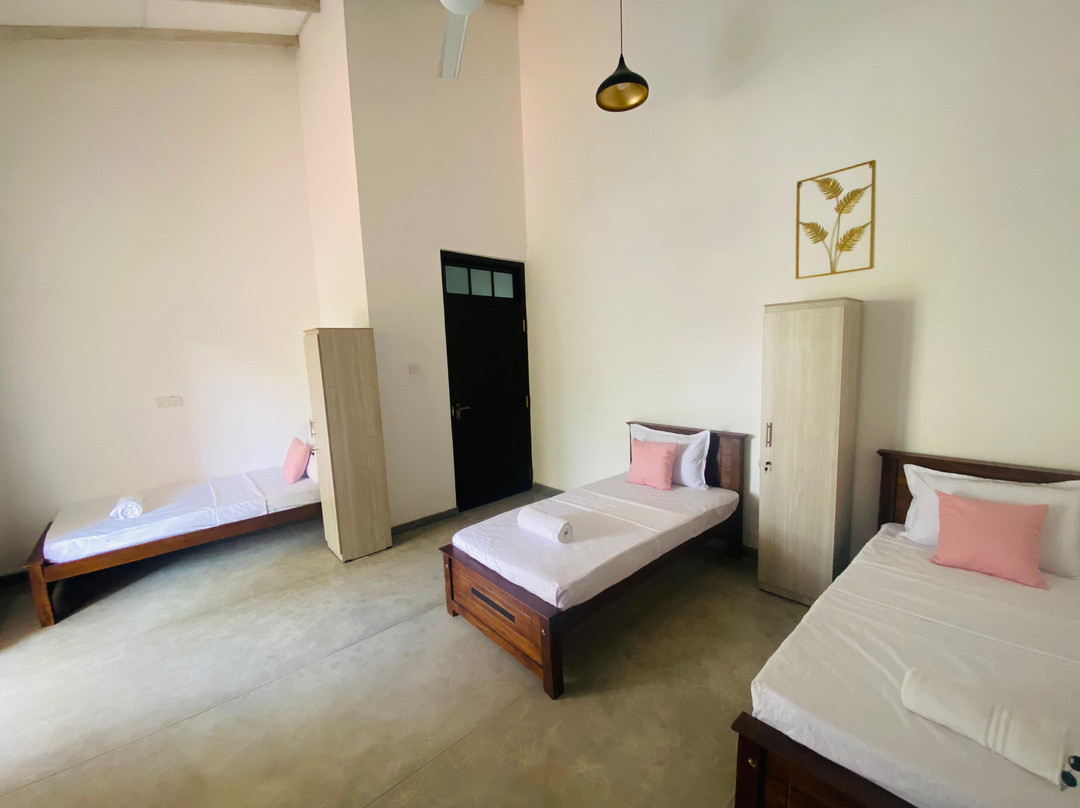 Ayubello Hostel and Suites