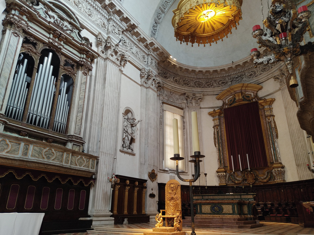 Duomo Nuovo-布雷西亚必去景点