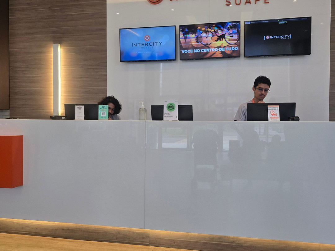苏阿普黄金海岸城际酒店主图