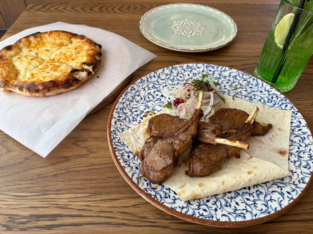 Lomi Restaurant