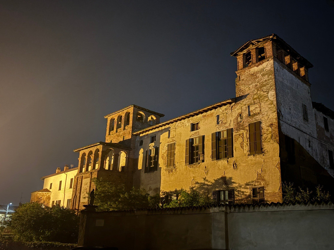 Castello Beccaria-Pieve del Cairo必去景点