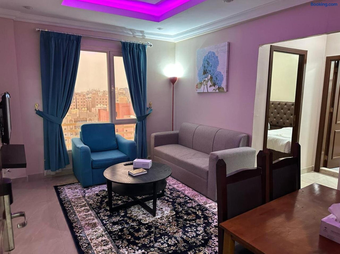 Pyramiza Hotel Al Mangaf
