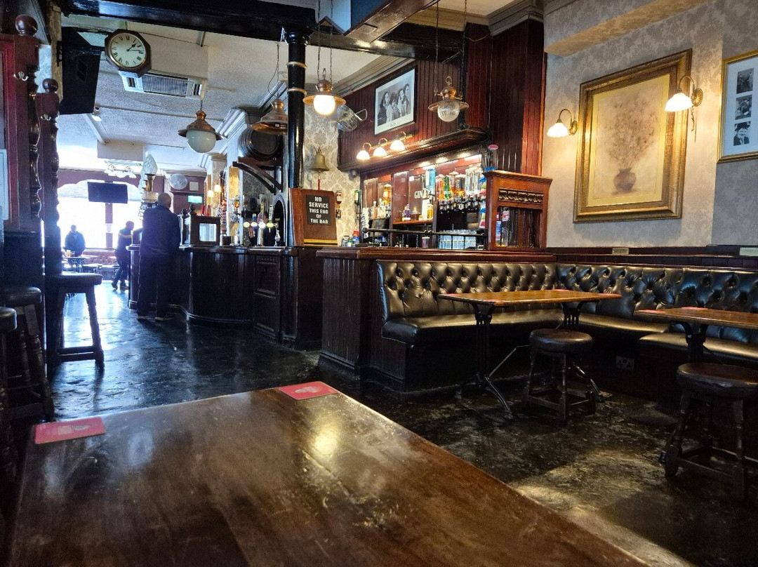 Crocodile Pub
