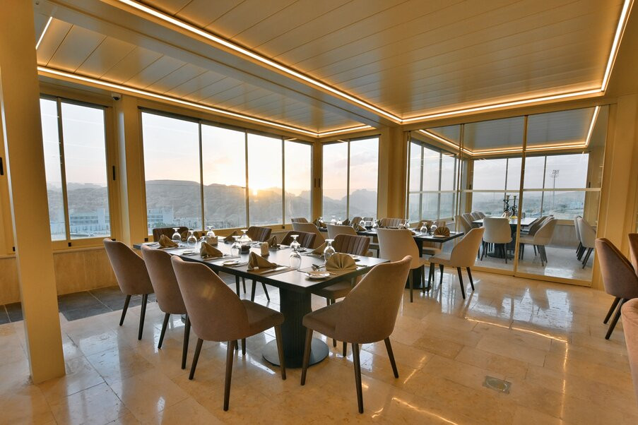 Petra Breeze Restaurant