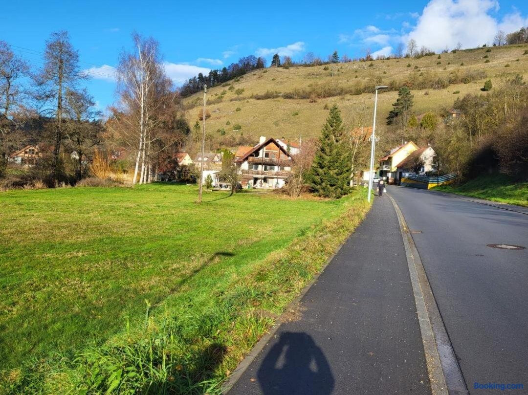 Burgenwelt im wilden Suden